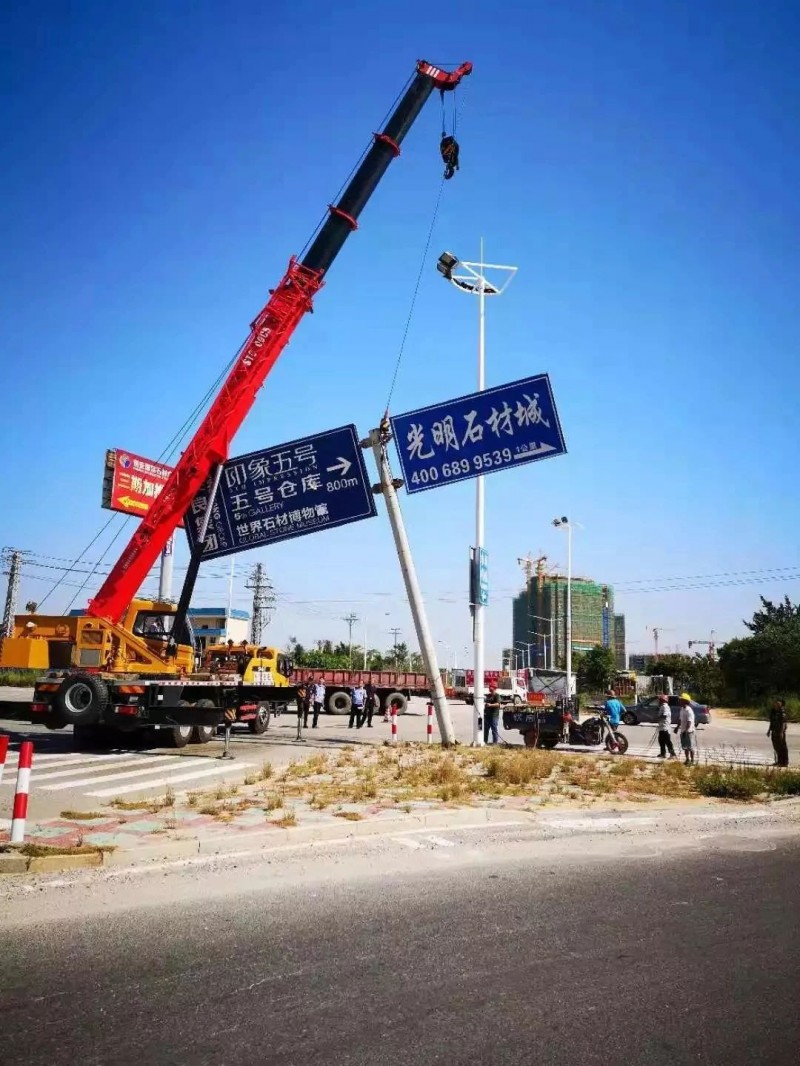 中國石材基地&ldquo;福建水頭&rdquo;路邊違規廣告牌整治行動